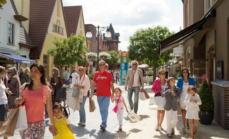 Maasmechelen Village